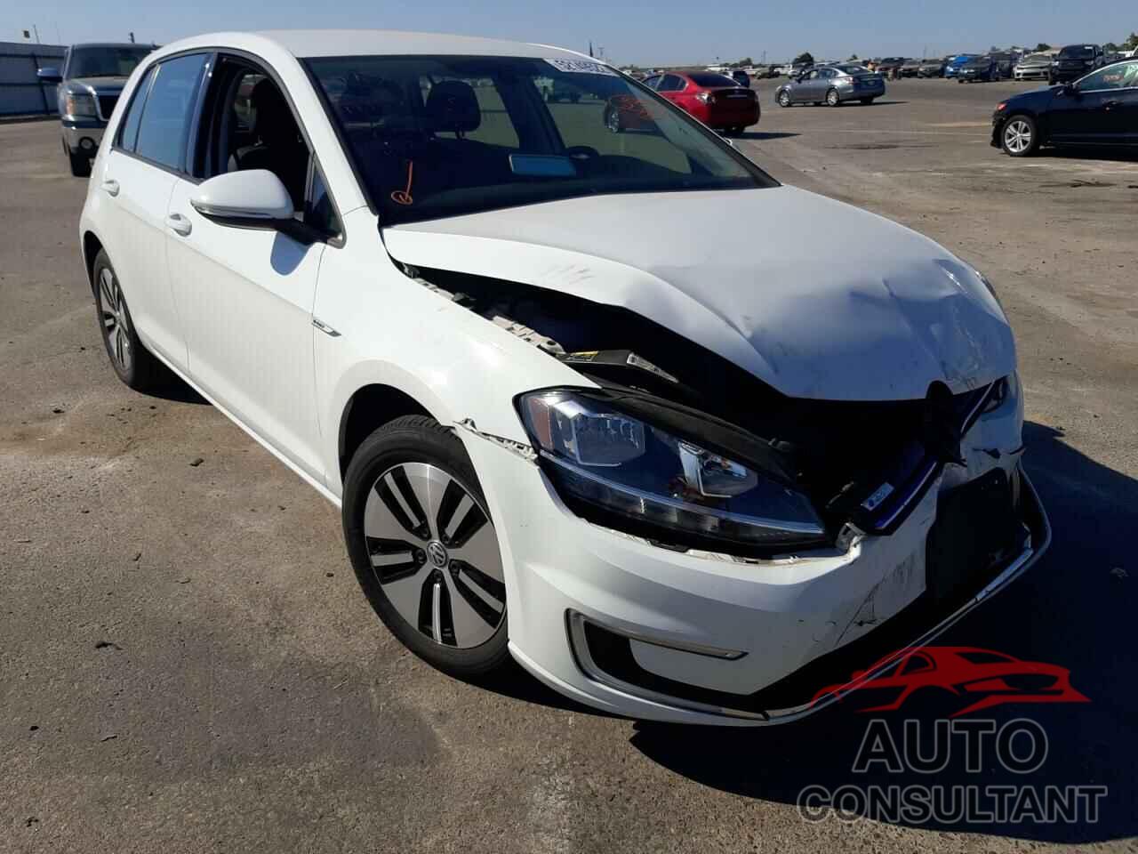 VOLKSWAGEN GOLF 2018 - WVWKR7AU7JW906945