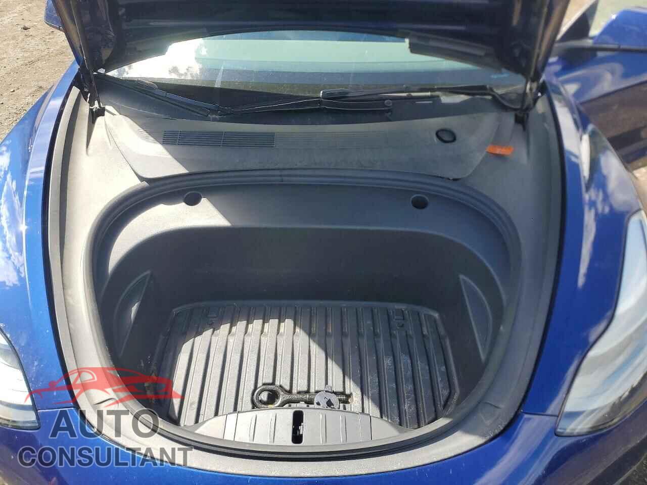 TESLA MODEL 3 2023 - 5YJ3E1EA4PF644831
