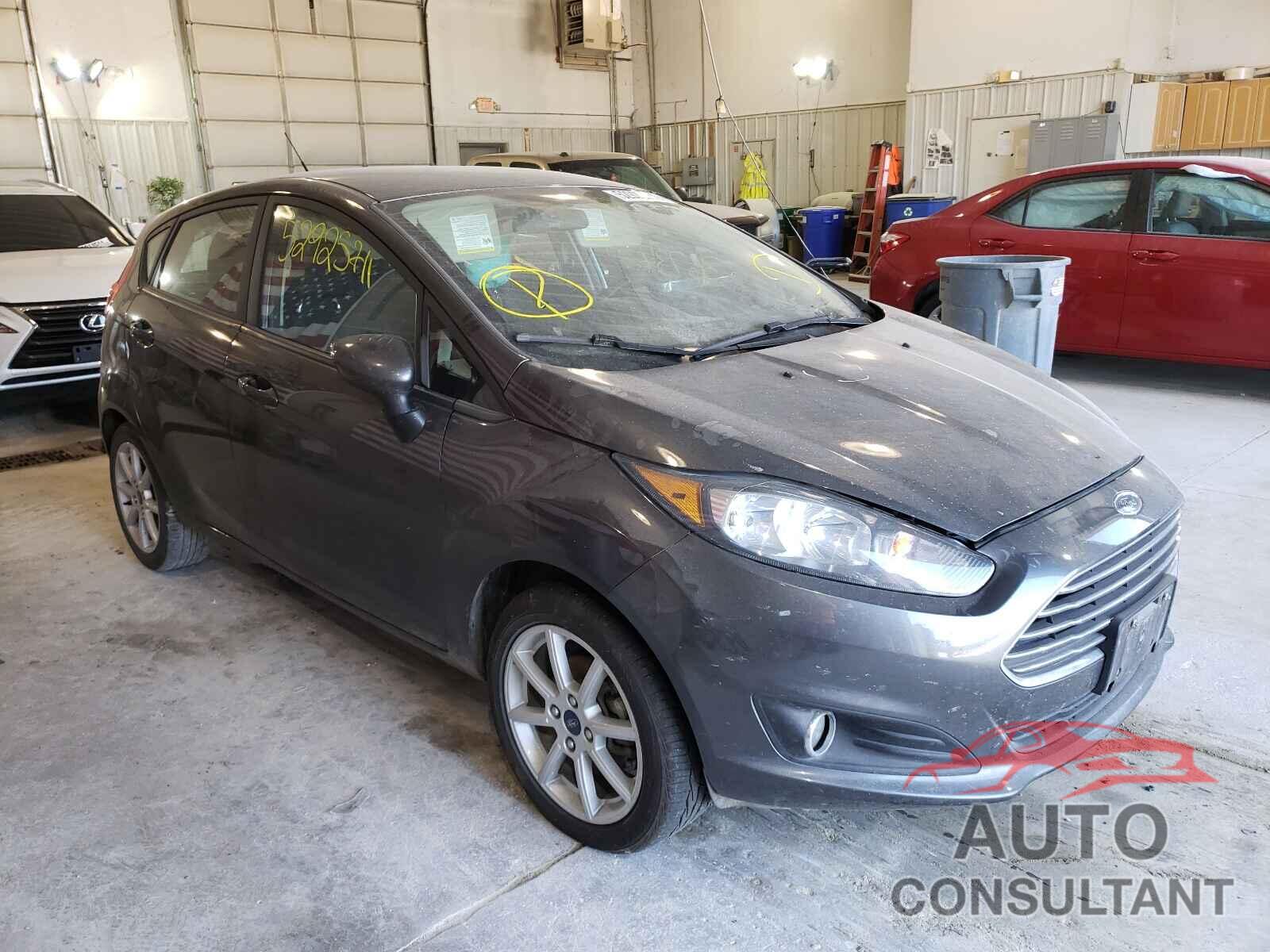 FORD FIESTA 2018 - 3FADP4EJ9JM132474