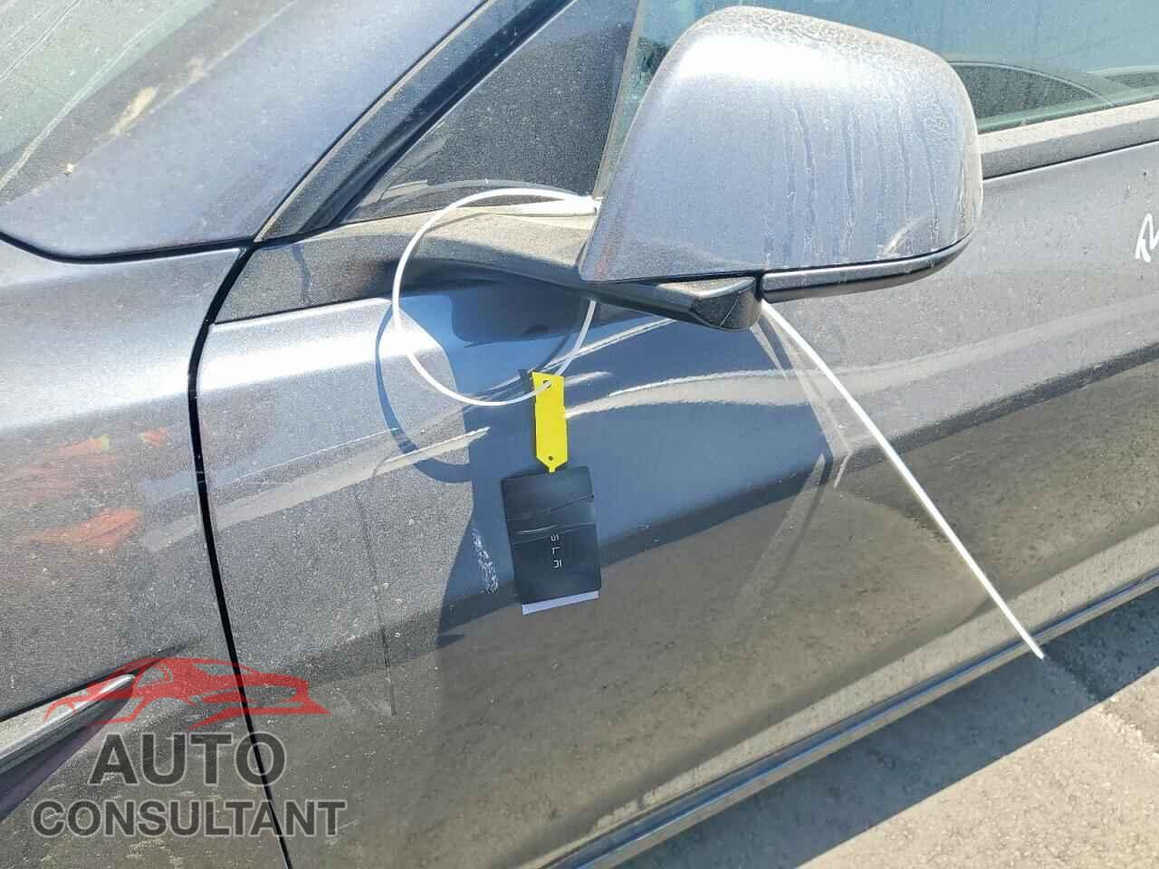TESLA MODEL 3 2022 - 5YJ3E1EA3NF361950