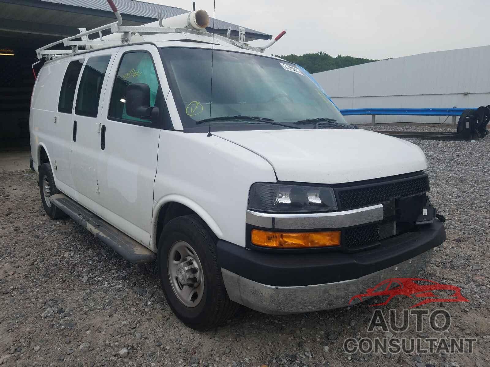 CHEVROLET EXPRESS 2018 - 1GCWGAFG9J1907034