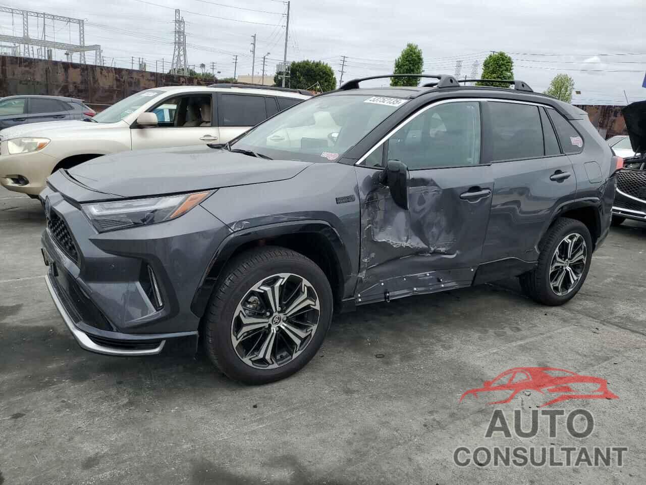 TOYOTA RAV4 2024 - JTMFB3FV0RD208765