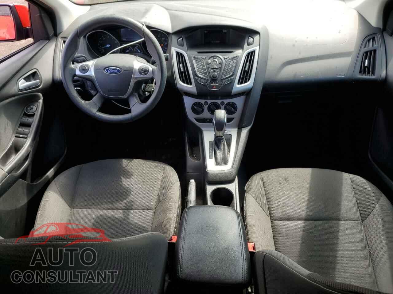 FORD FOCUS 2014 - 1FADP3F28EL438297