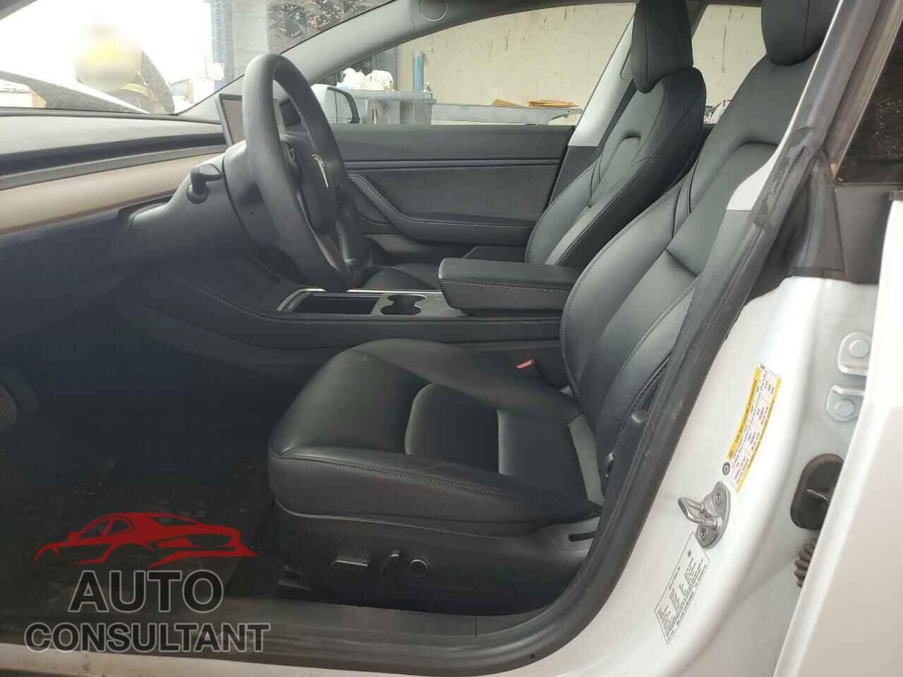 TESLA MODEL 3 2021 - 5YJ3E1EB7MF936820