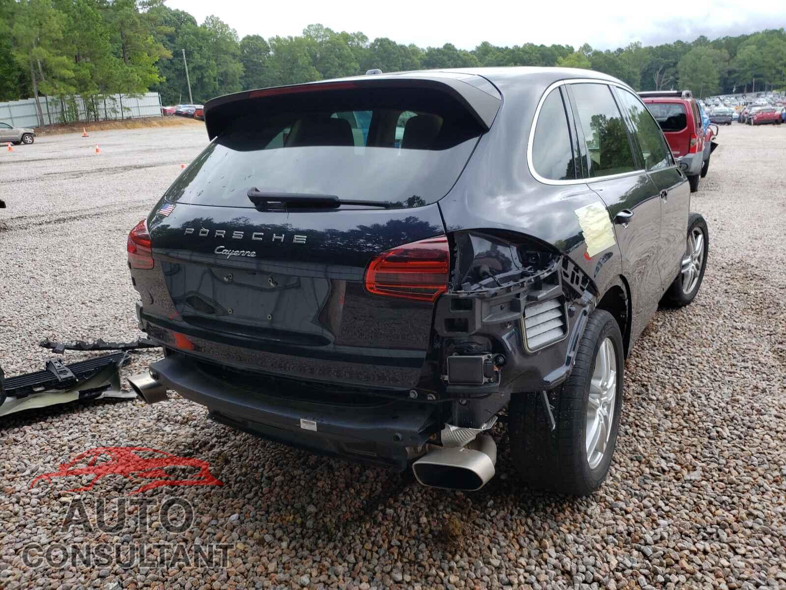 PORSCHE CAYENNE 2016 - WP1AA2A21GKA12958