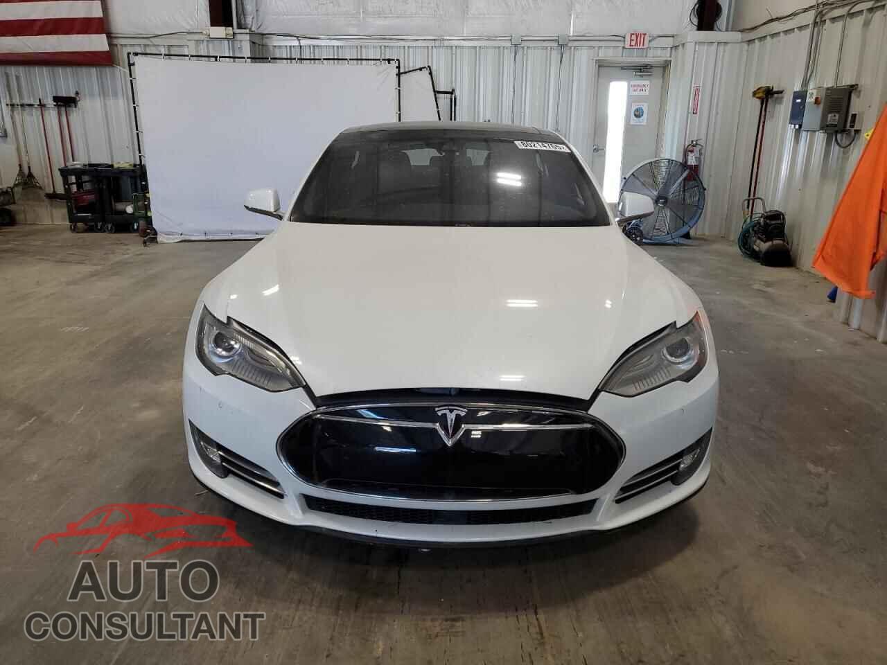 TESLA MODEL S 2016 - 5YJSA1E25GF128509