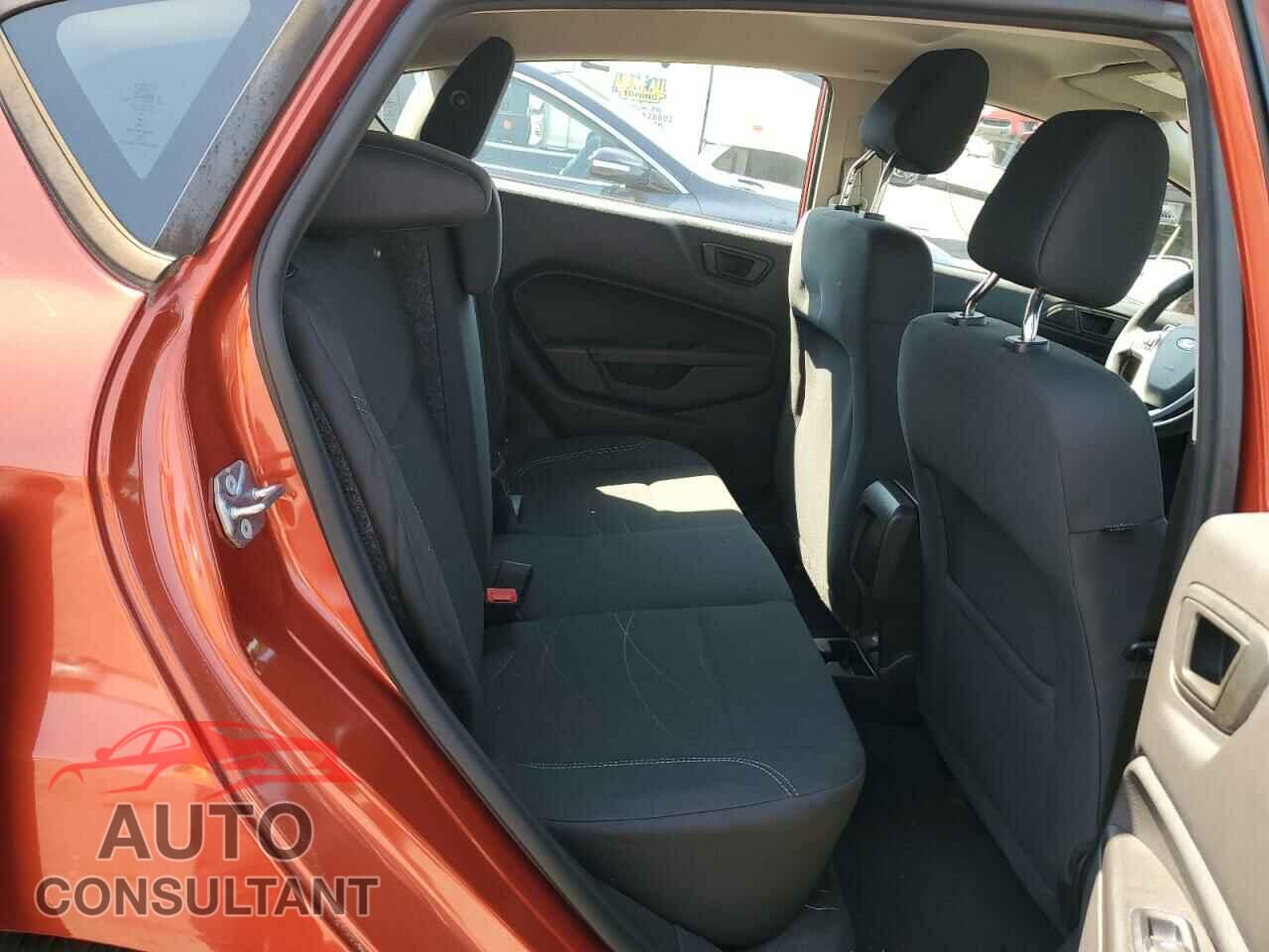 FORD FIESTA 2018 - 3FADP4EJ9JM131504