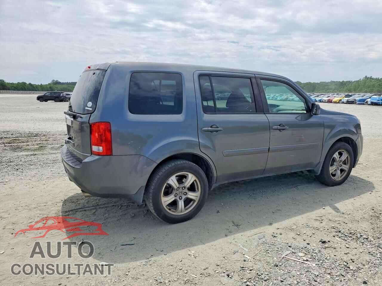 HONDA PILOT 2012 - 5FNYF3H49CB043655