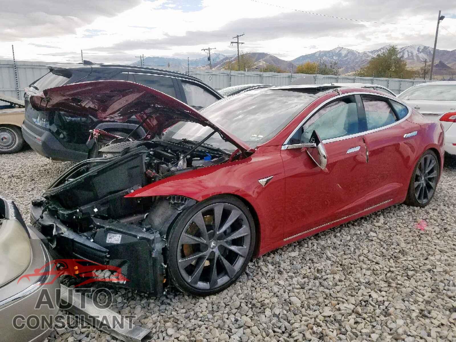 TESLA MODEL S 2018 - 5YJSA1E2XJF247650