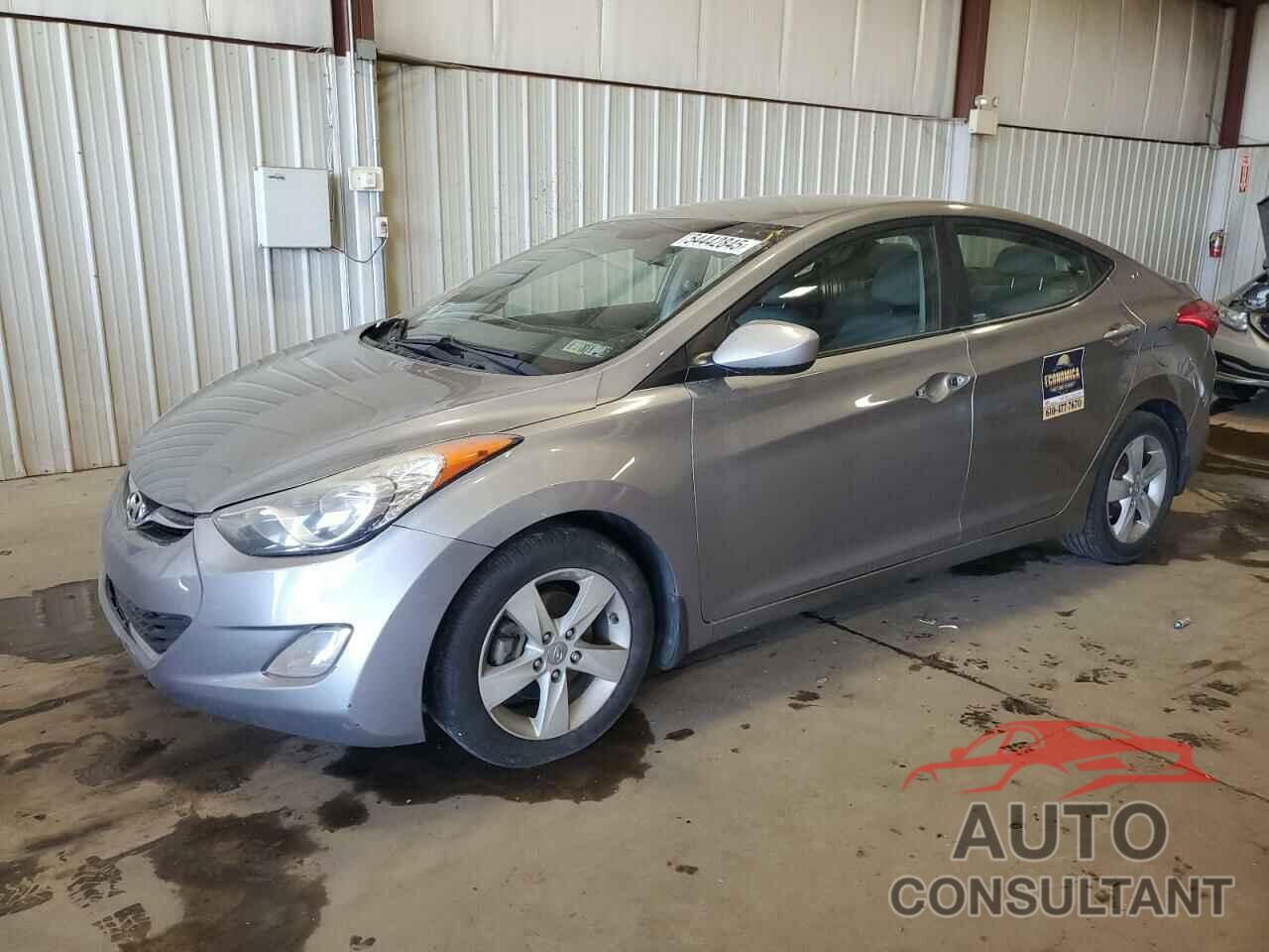 HYUNDAI ELANTRA 2013 - KMHDH4AE2DU932965