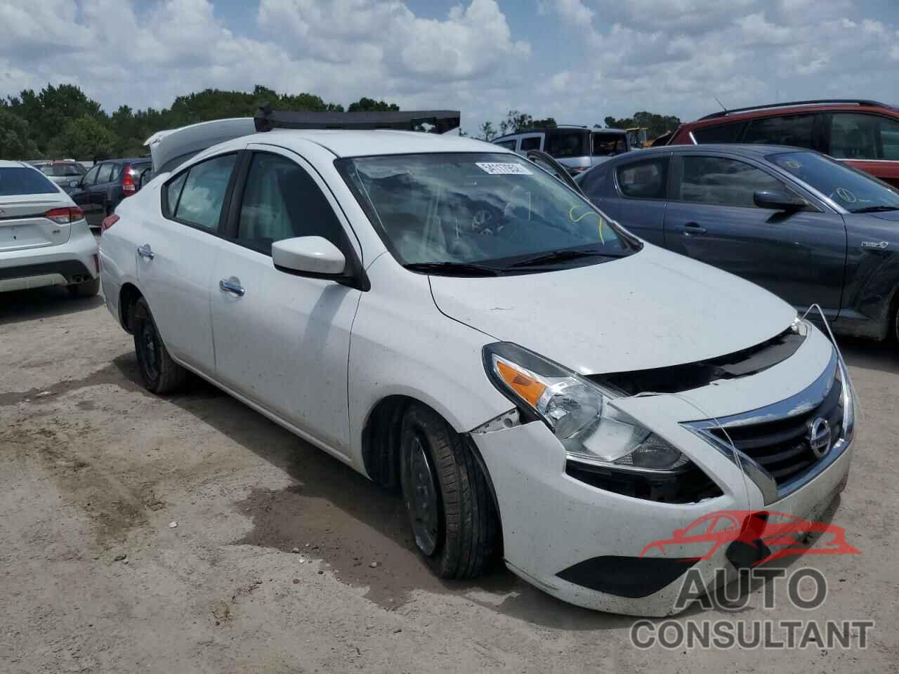 NISSAN VERSA 2019 - 3N1CN7AP4KL851763