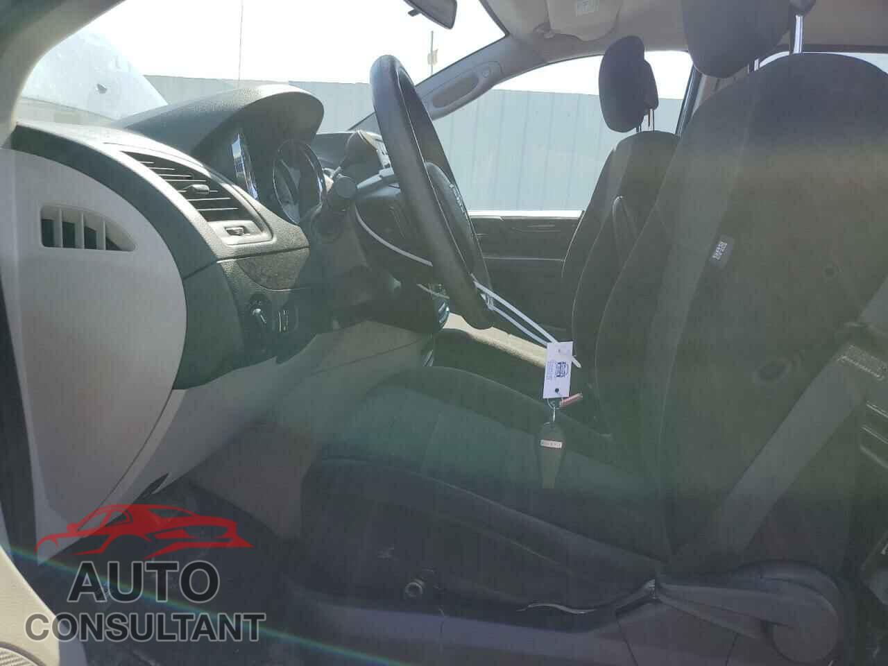DODGE CARAVAN 2013 - 2C4RDGBG1DR634539