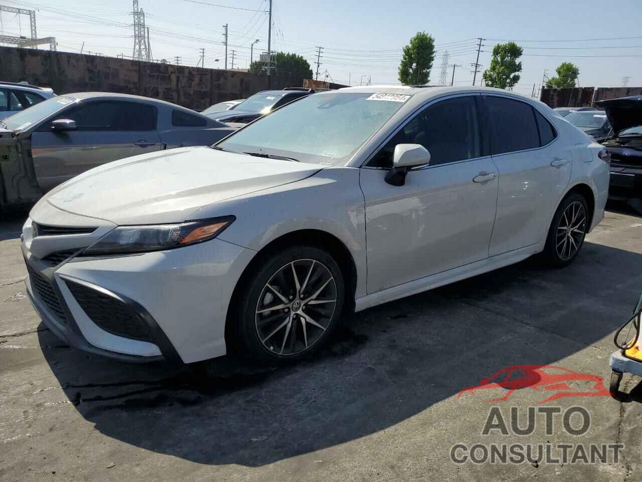 TOYOTA CAMRY 2022 - 4T1T11AK2NU075844
