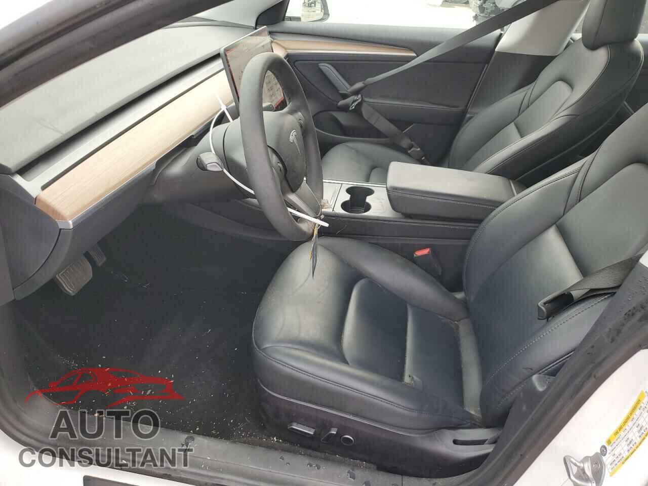 TESLA MODEL 3 2021 - 5YJ3E1EA2MF977783
