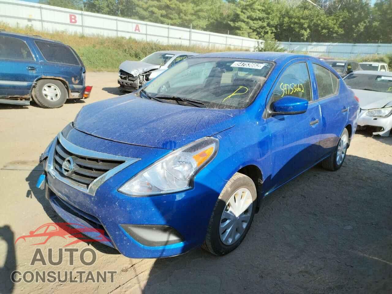 NISSAN VERSA 2017 - 3N1CN7AP1HL899052
