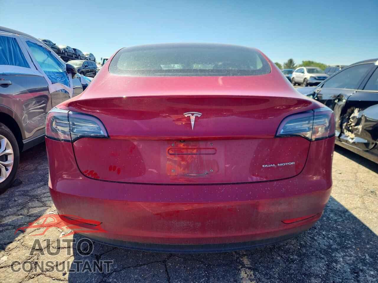 TESLA MODEL 3 2018 - 5YJ3E1EB6JF111475