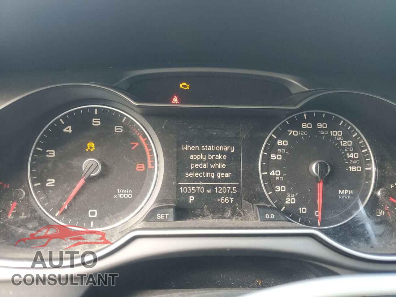 AUDI A4 2013 - WAUAFAFL1DN033962