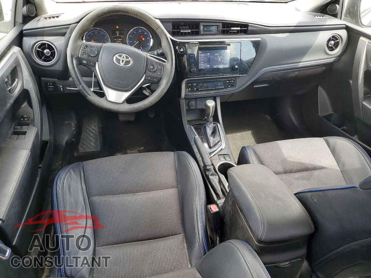 TOYOTA COROLLA 2017 - 5YFBURHE7HP579751