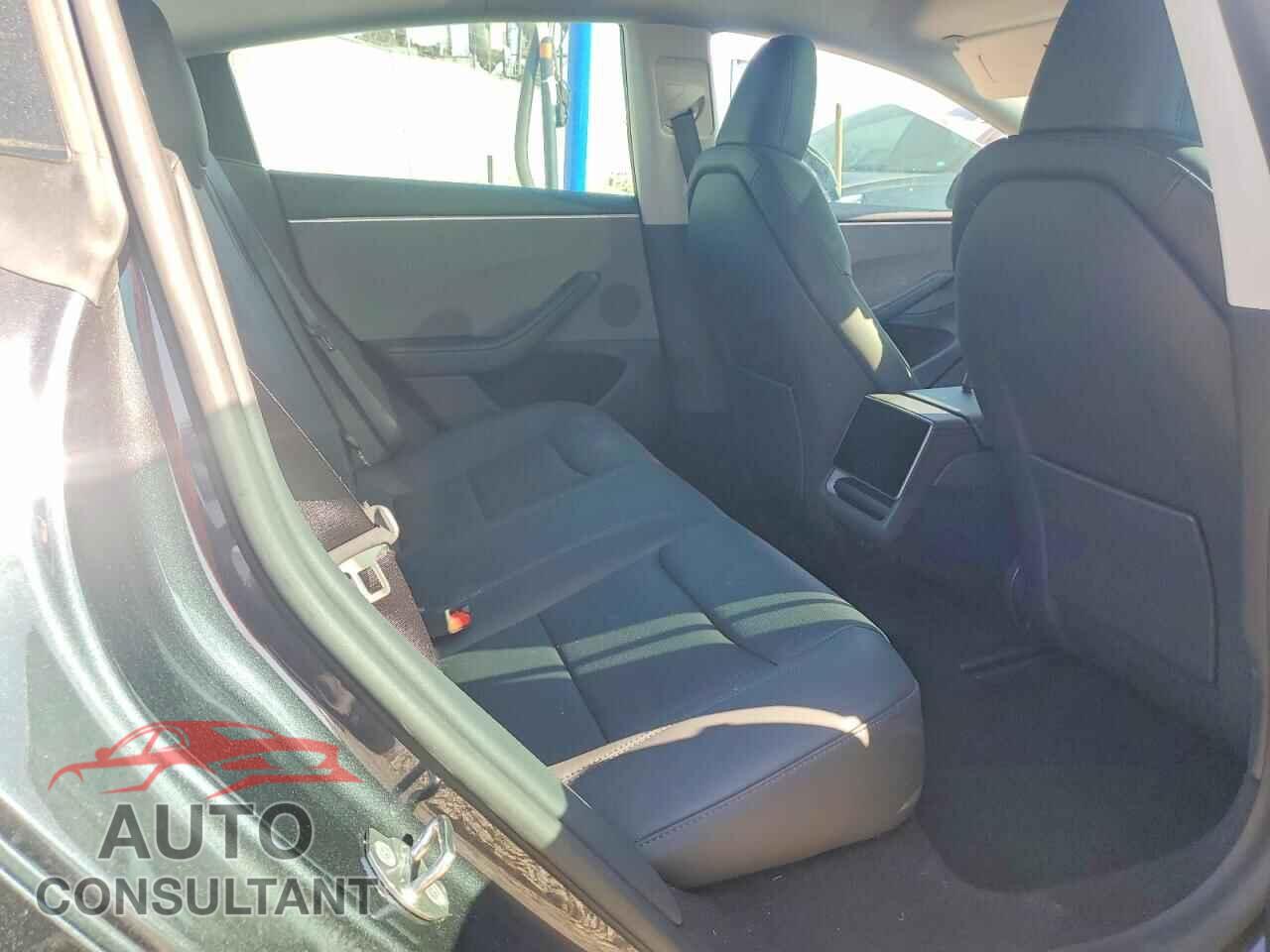 TESLA MODEL 3 2024 - 5YJ3E1EA6RF837002