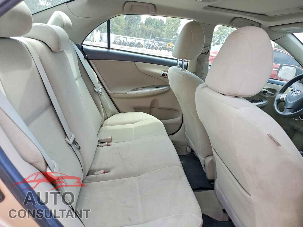 TOYOTA COROLLA 2011 - 2T1BU4EE7BC599657