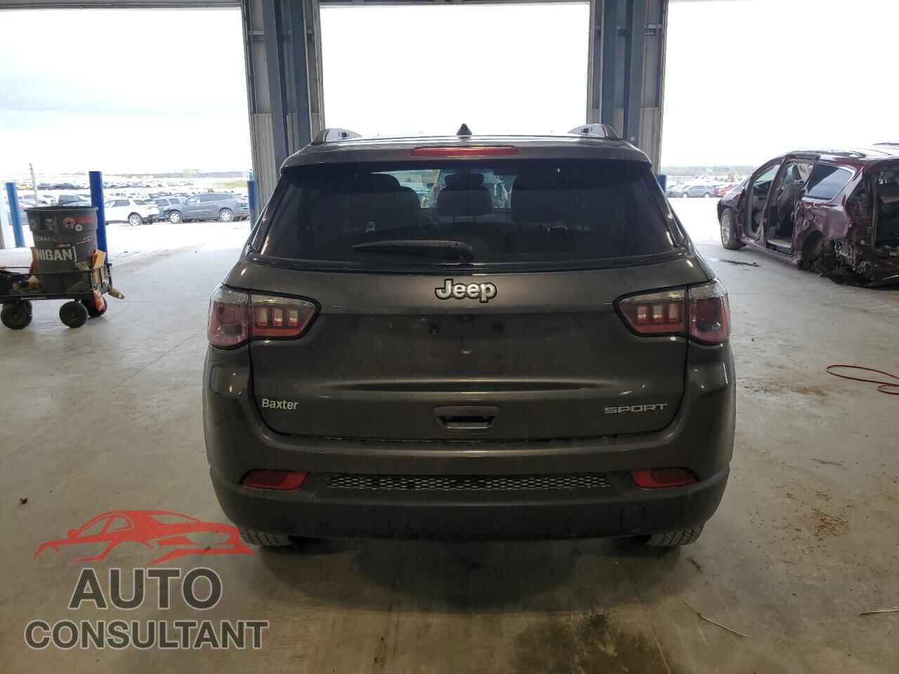 JEEP COMPASS 2018 - 3C4NJCAB5JT211154