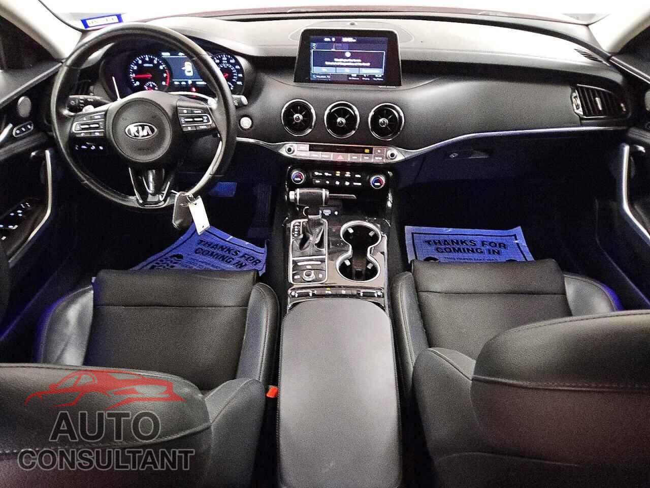 KIA STINGER 2019 - KNAE25LA4K6059812