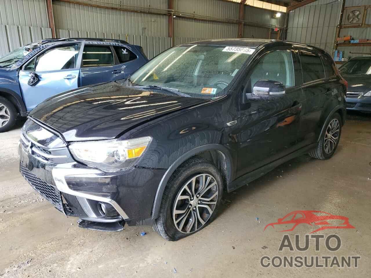 MITSUBISHI OUTLANDER 2018 - JA4AR3AW8JZ032765