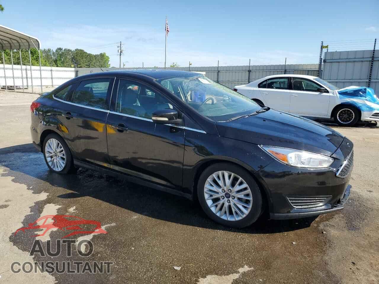 FORD FOCUS 2017 - 1FADP3J25HL207062