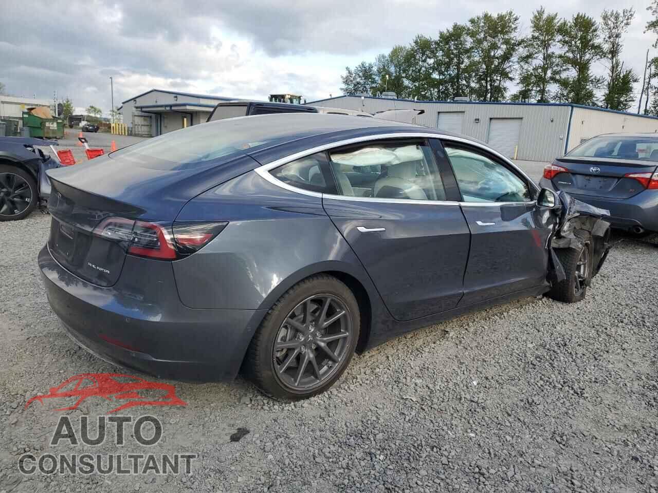 TESLA MODEL 3 2018 - 5YJ3E1EB2JF170135