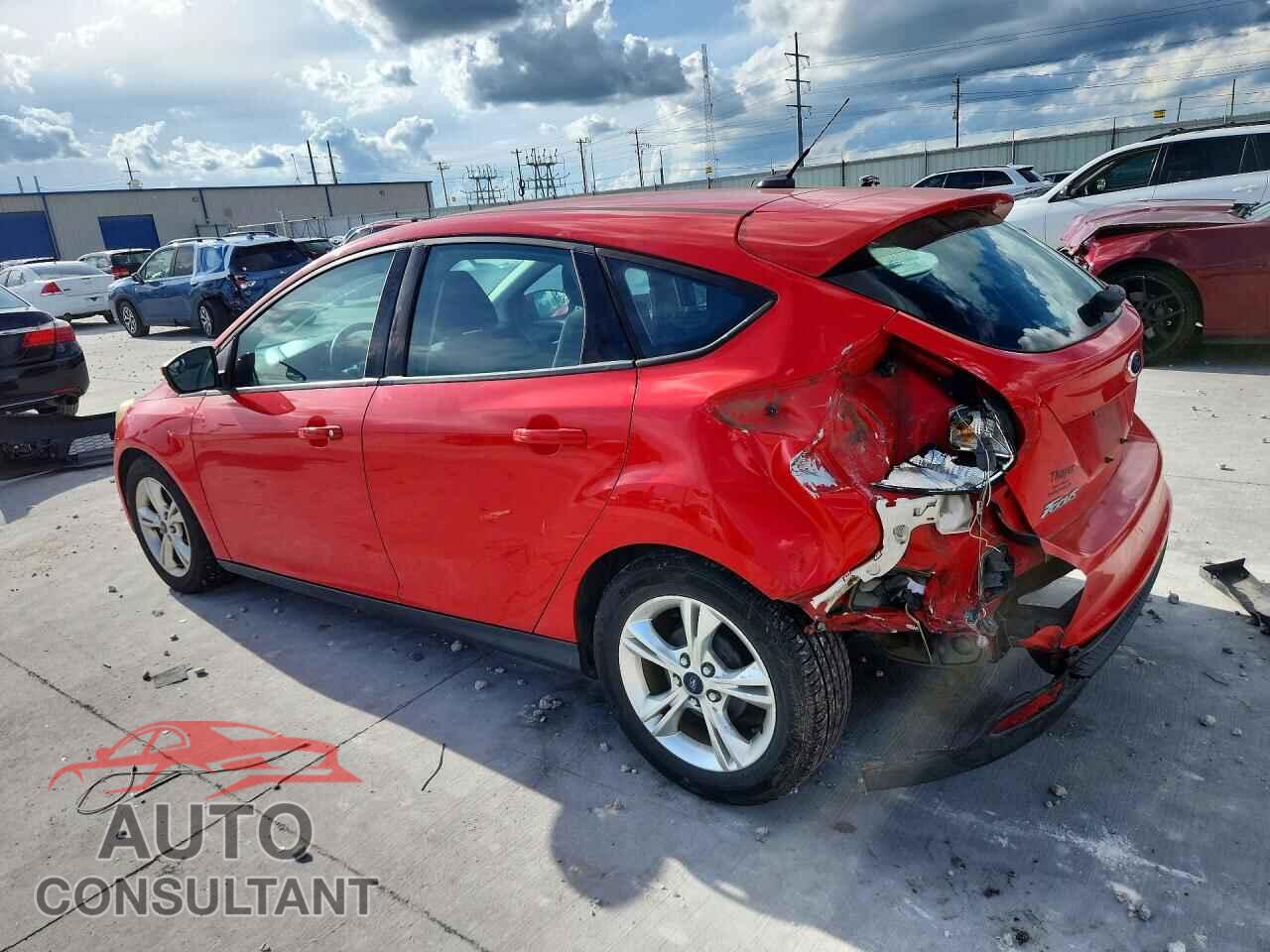 FORD FOCUS 2014 - 1FADP3K2XEL167619