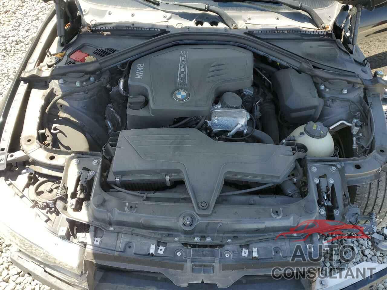 BMW 3 SERIES 2016 - WBA8E1G59GNU10110