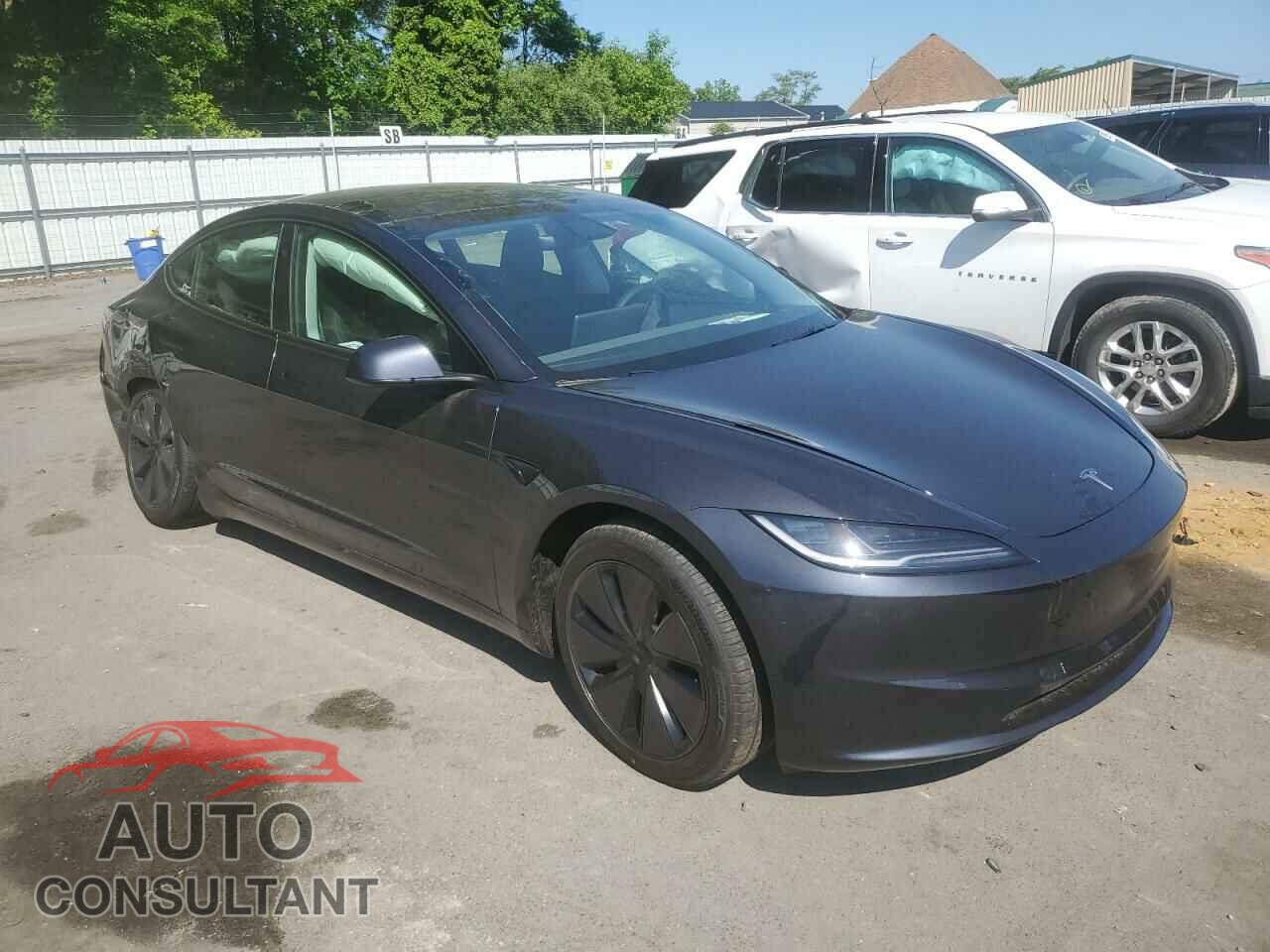 TESLA MODEL 3 2024 - 5YJ3E1EA4RF736489