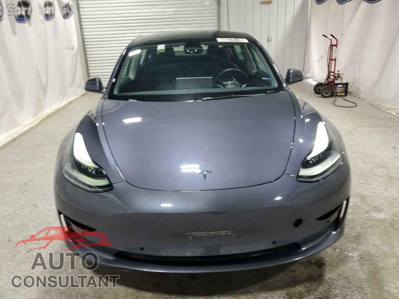 TESLA MODEL 3 2022 - 5YJ3E1EA8NF287506