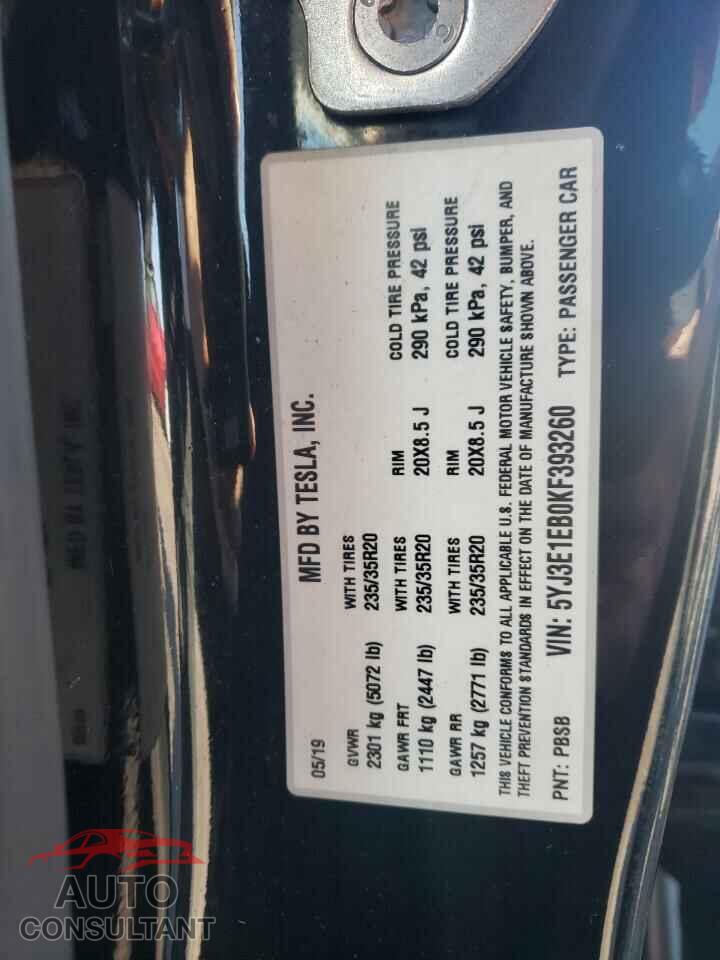 TESLA MODEL 3 2019 - 5YJ3E1EB0KF393260