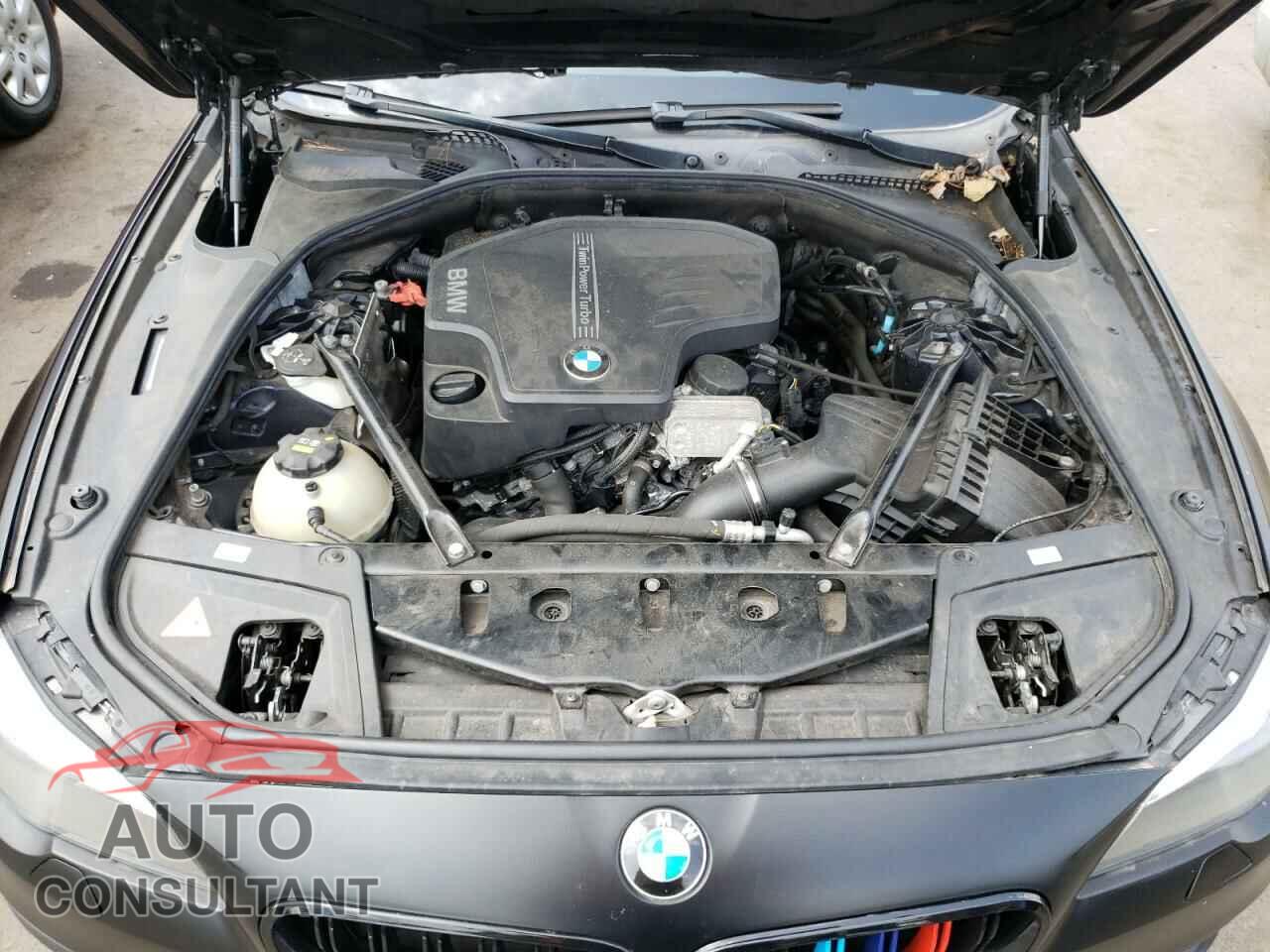 BMW 5 SERIES 2016 - WBA5A7C54GG144152