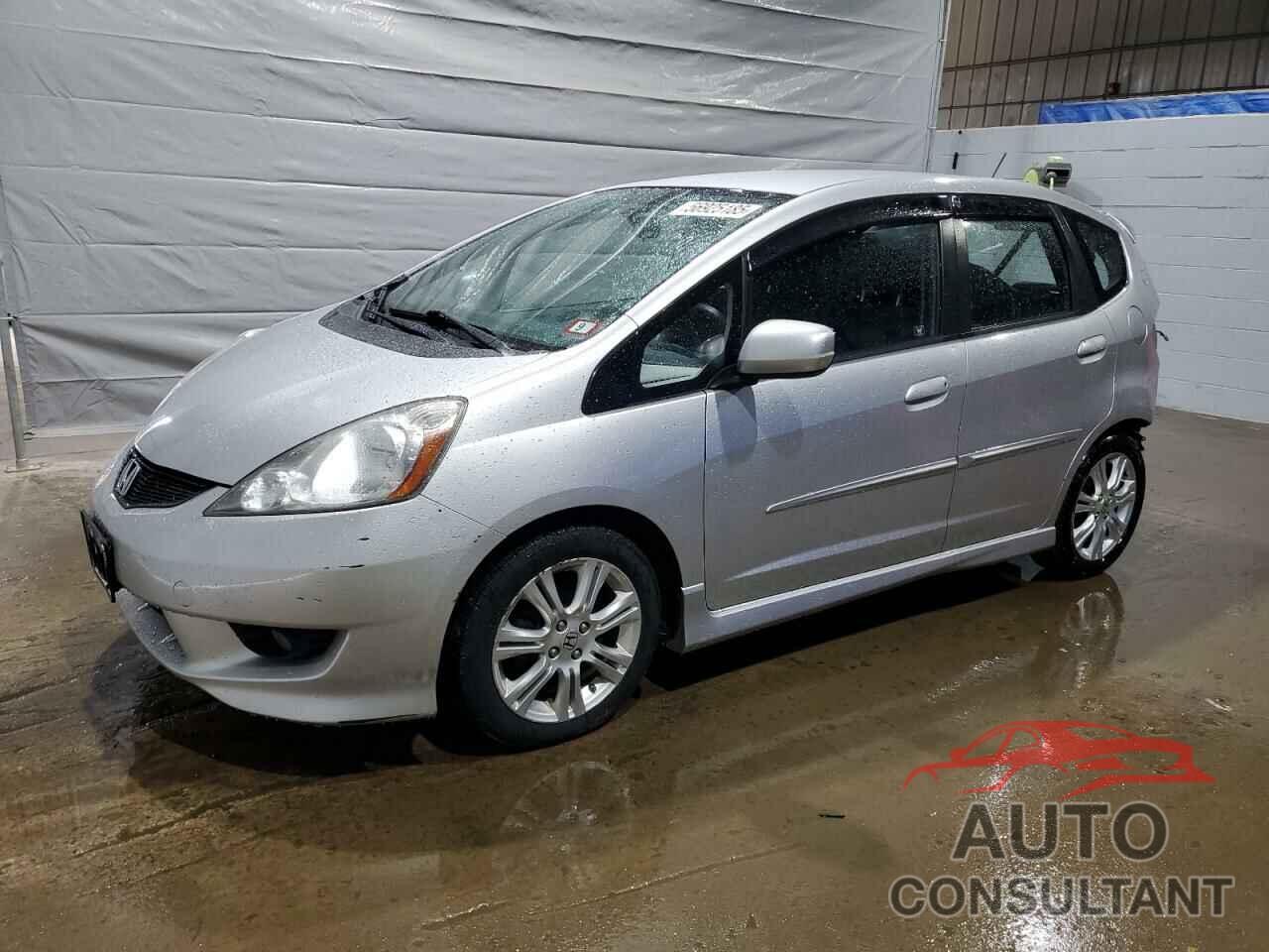 HONDA FIT 2011 - JHMGE8H54BC017320