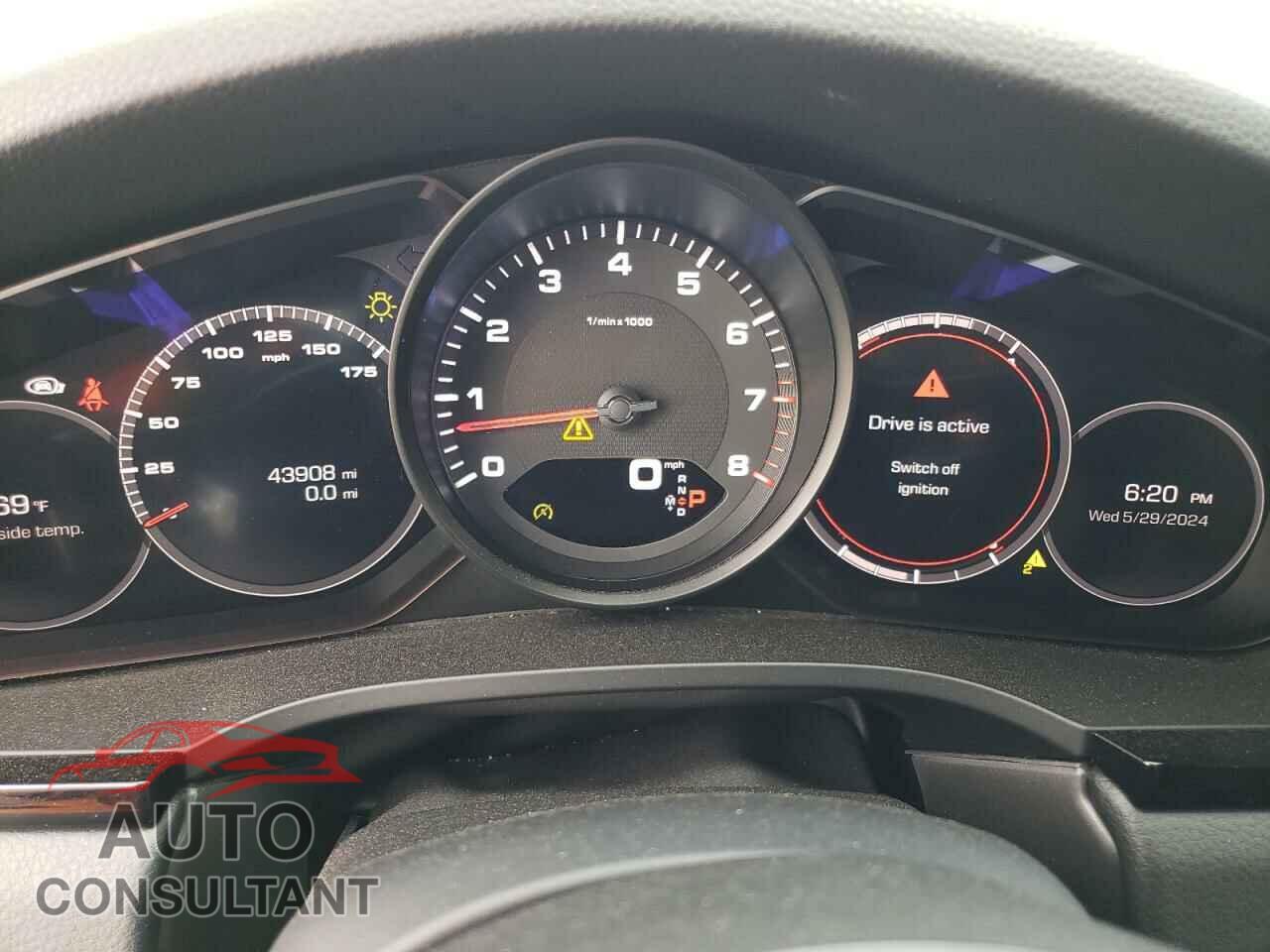 PORSCHE CAYENNE 2020 - WP1AA2AY4LDA07126