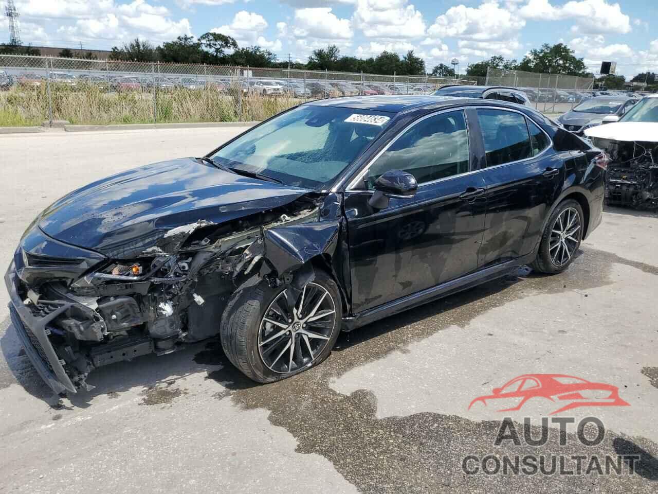 TOYOTA CAMRY 2023 - 4T1G11AK3PU771035