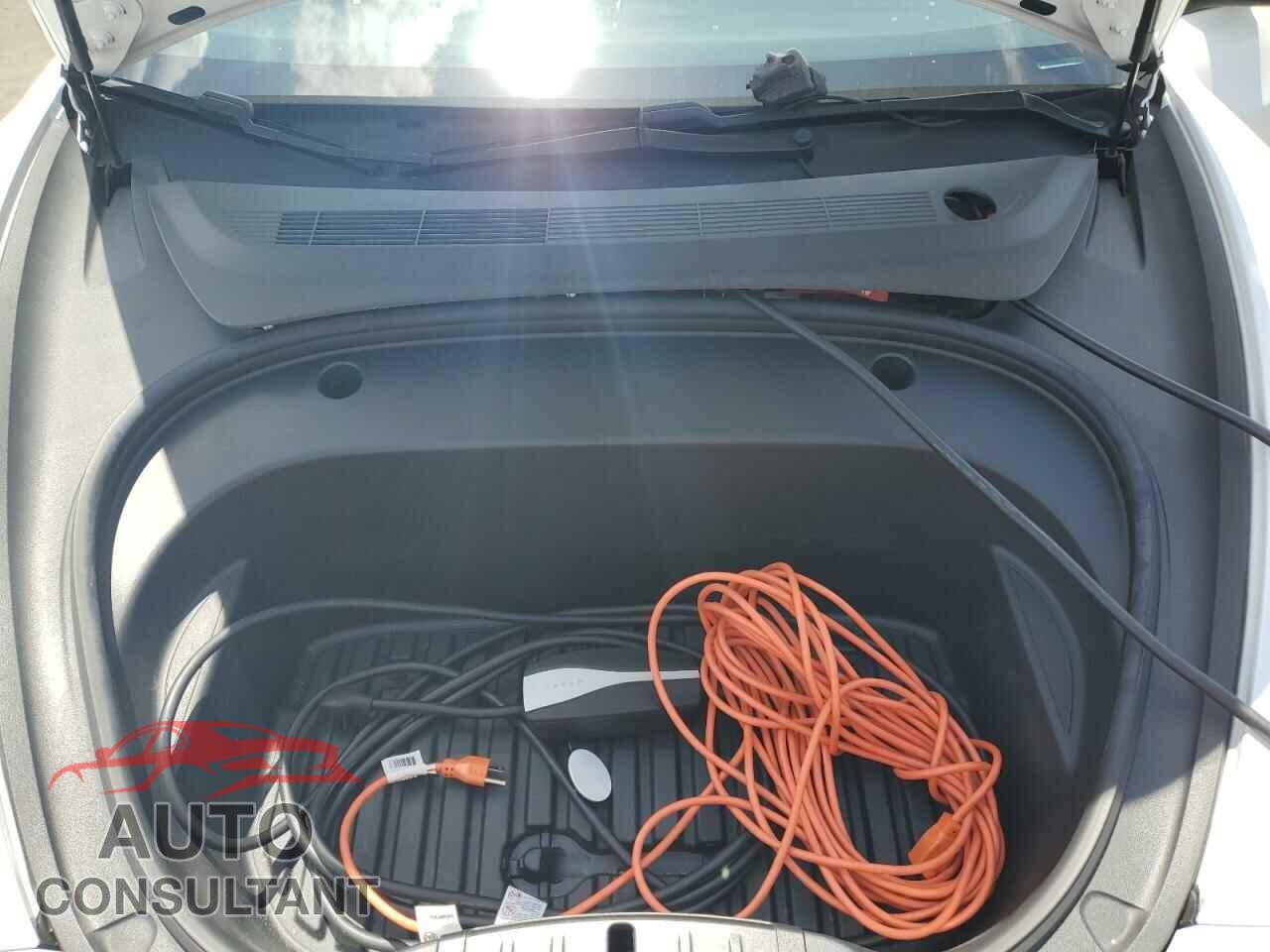 TESLA MODEL 3 2021 - 5YJ3E1EB3MF855944