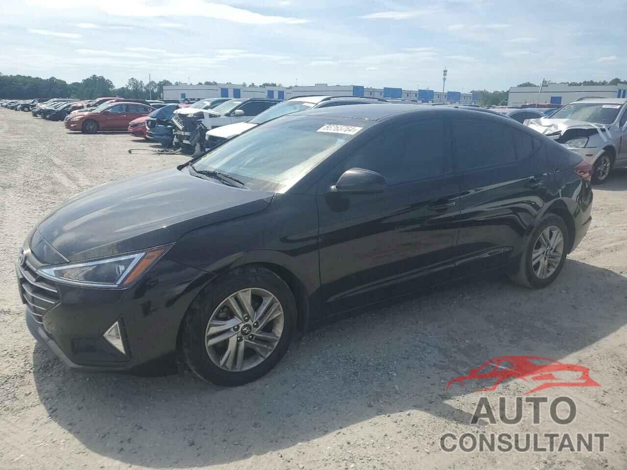 HYUNDAI ELANTRA 2019 - 5NPD84LF7KH466435