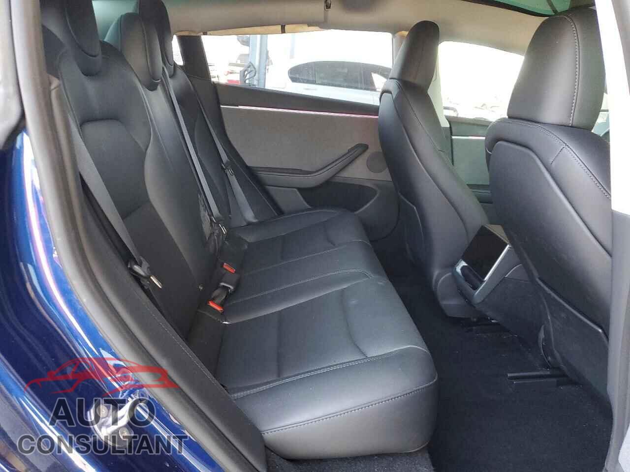 TESLA MODEL 3 2025 - 5YJ3E1EA6SF987942