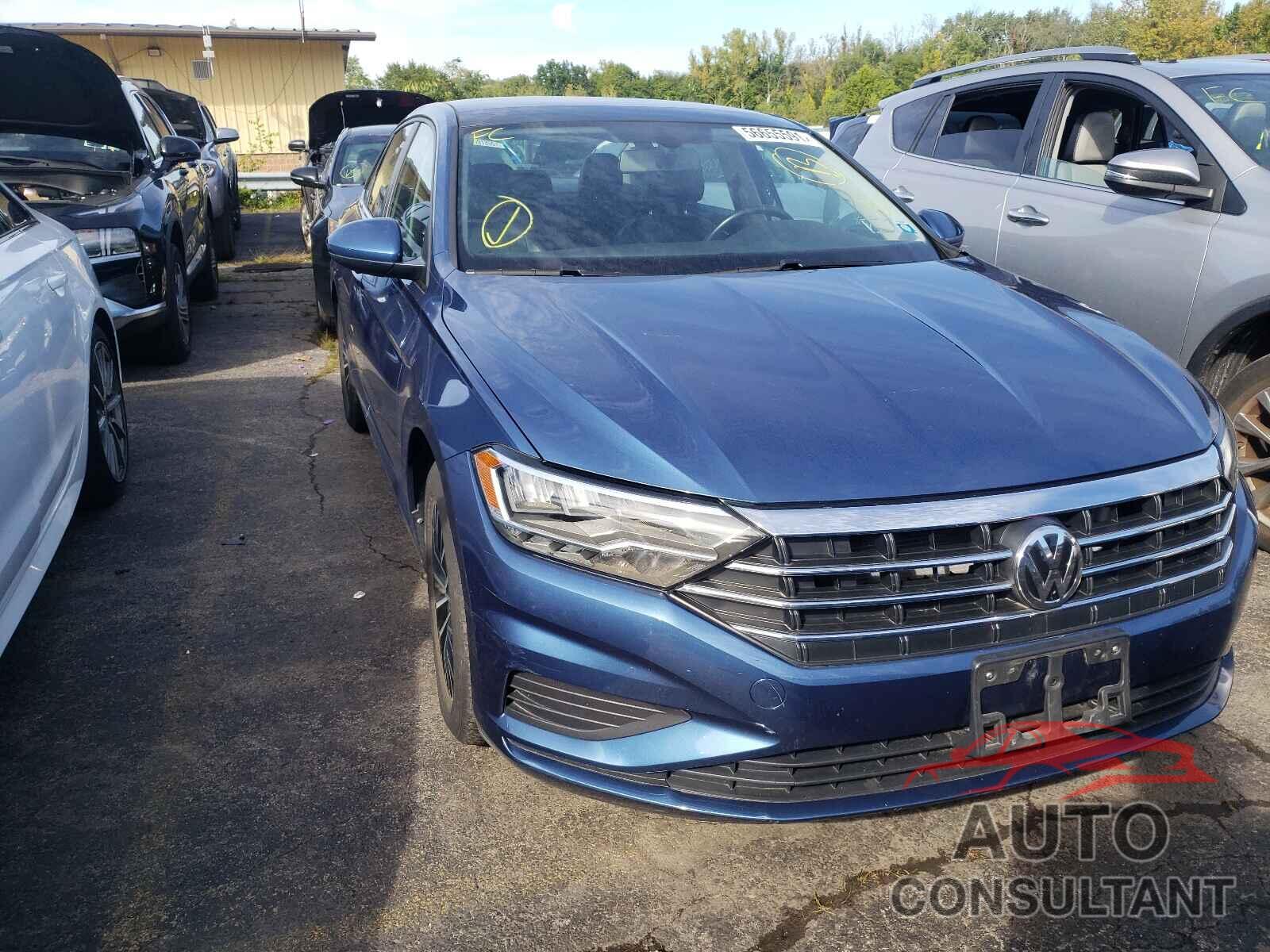 VOLKSWAGEN JETTA 2019 - 3VWC57BU4KM090998