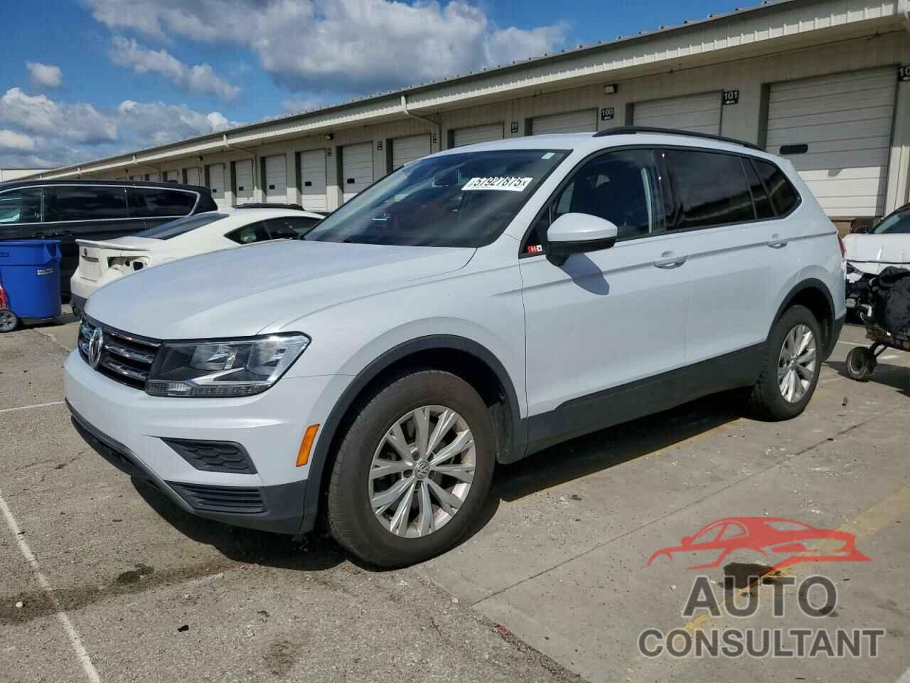 VOLKSWAGEN TIGUAN 2018 - 3VV1B7AX5JM062805