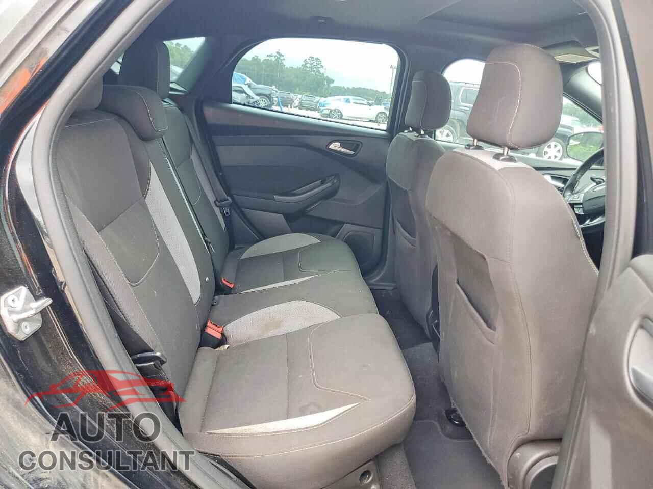 FORD FOCUS 2016 - 1FADP3L90GL402270