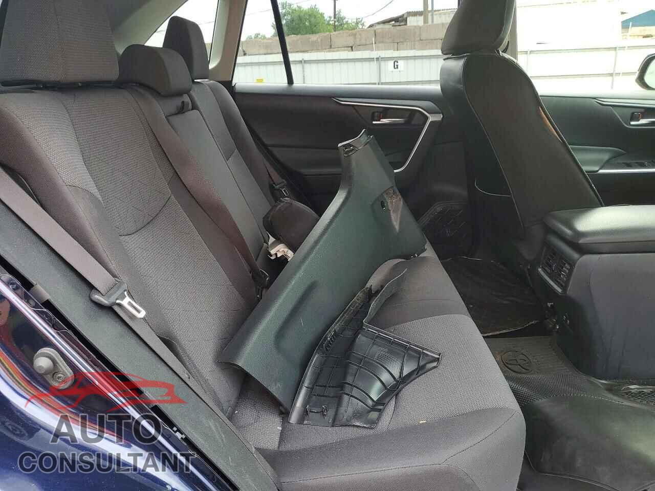 TOYOTA RAV4 2019 - JTMP1RFV6KD013981