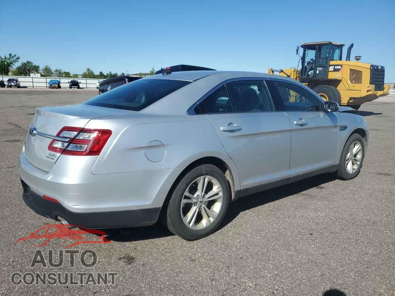 FORD TAURUS 2015 - 1FAHP2E83FG108563