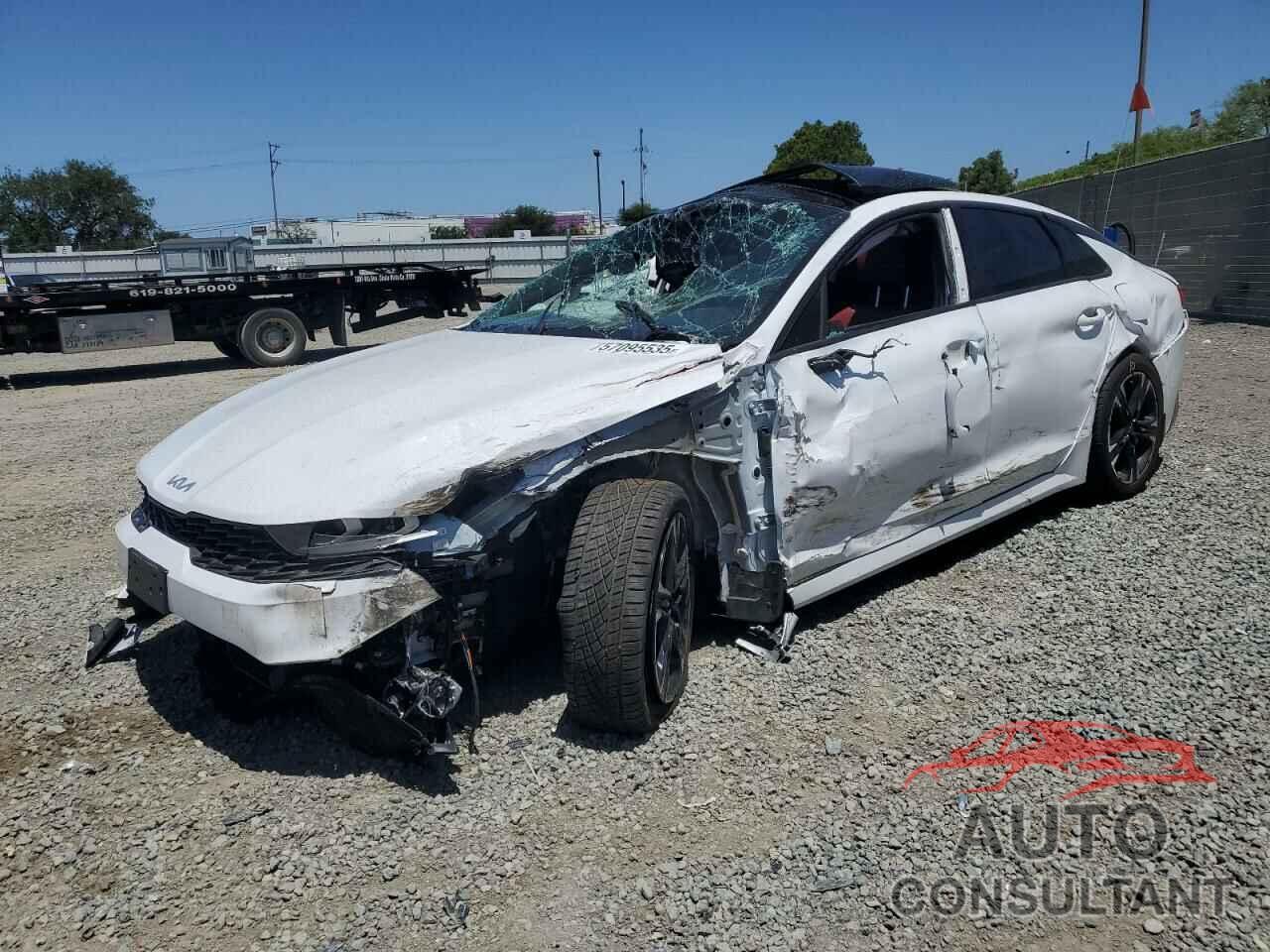 KIA K5 2022 - 5XXG64J22NG156048