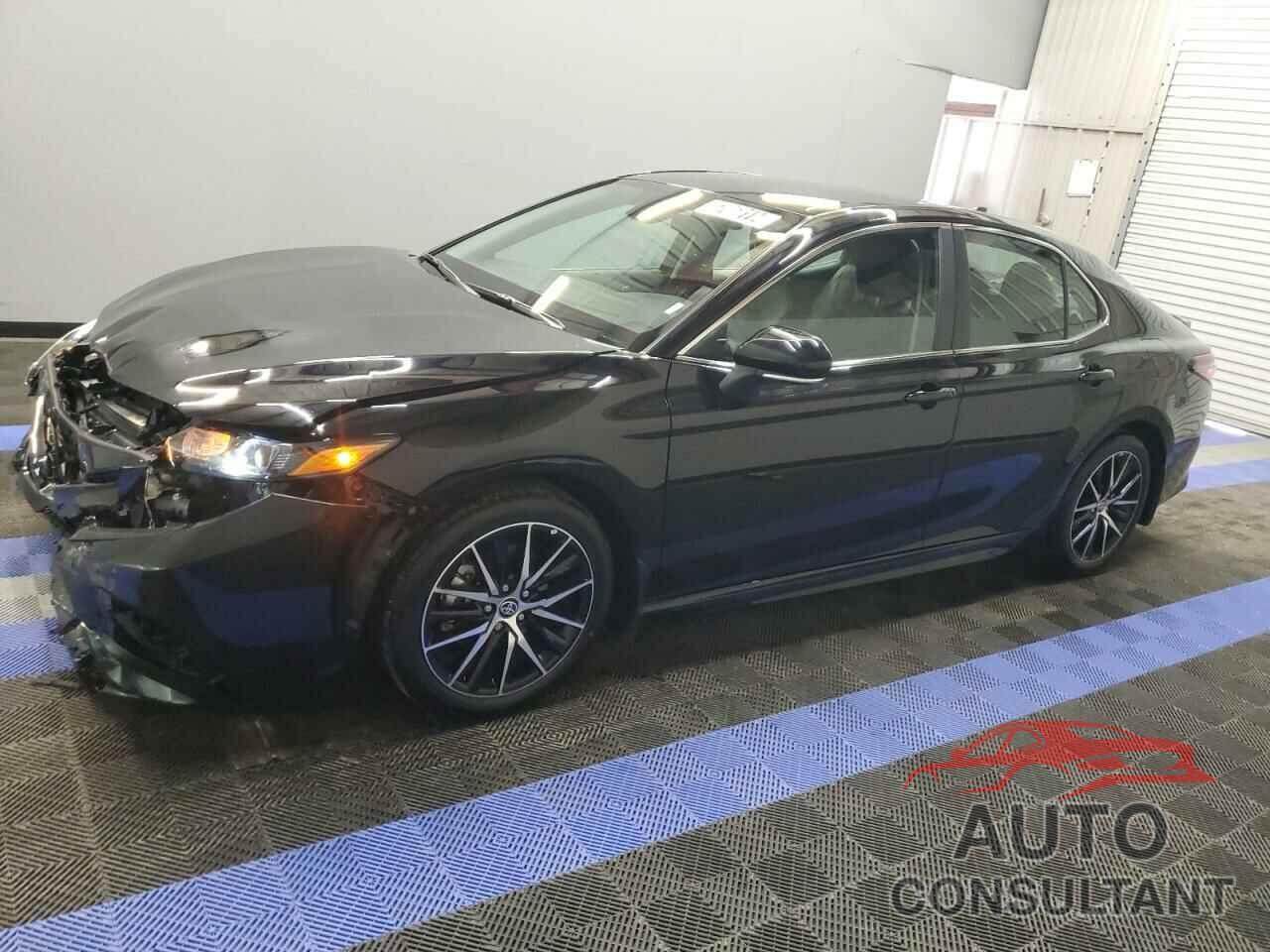 TOYOTA CAMRY 2024 - 4T1G11AK7RU863011