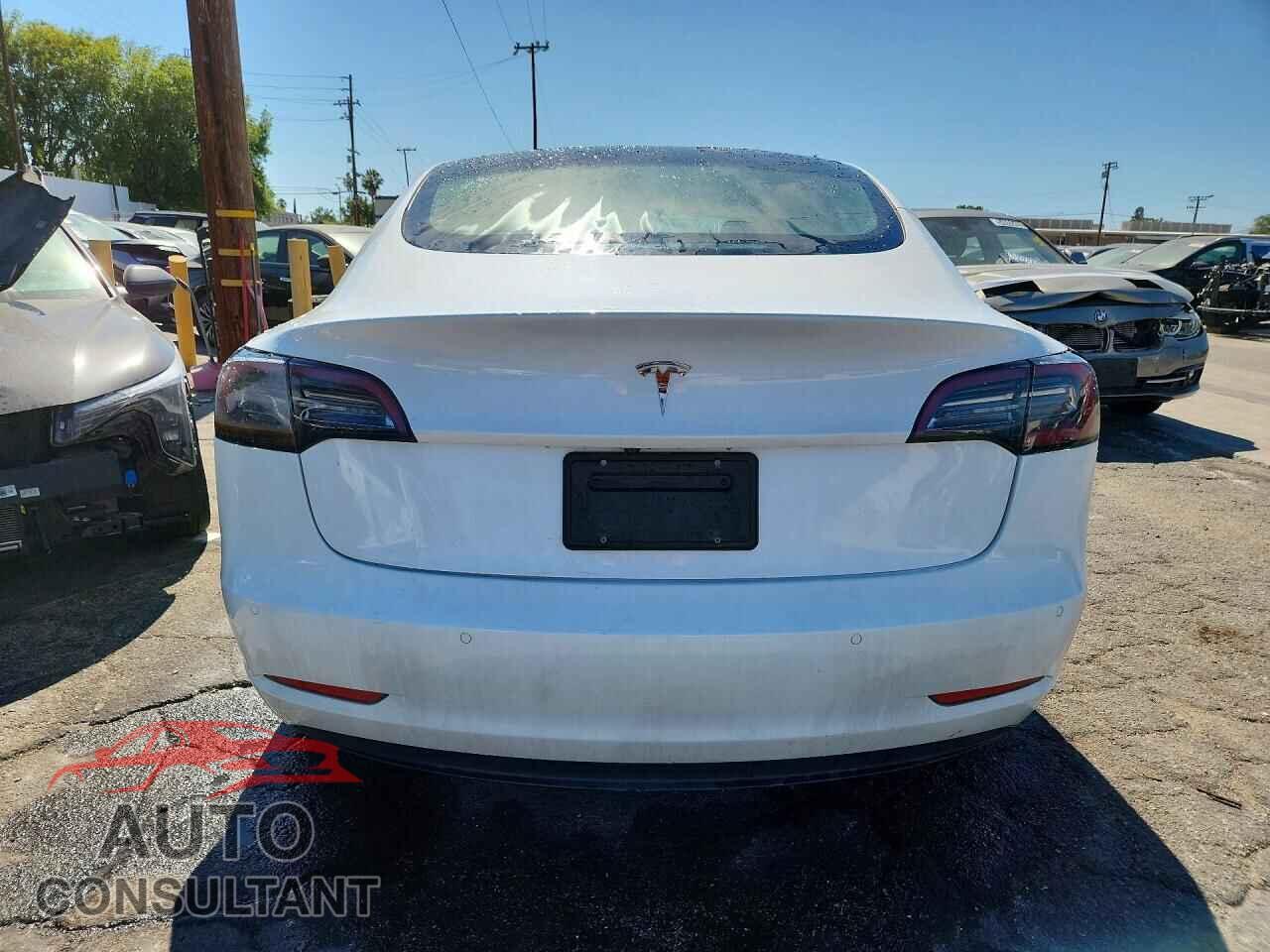 TESLA MODEL 3 2022 - 5YJ3E1EA2NF371286