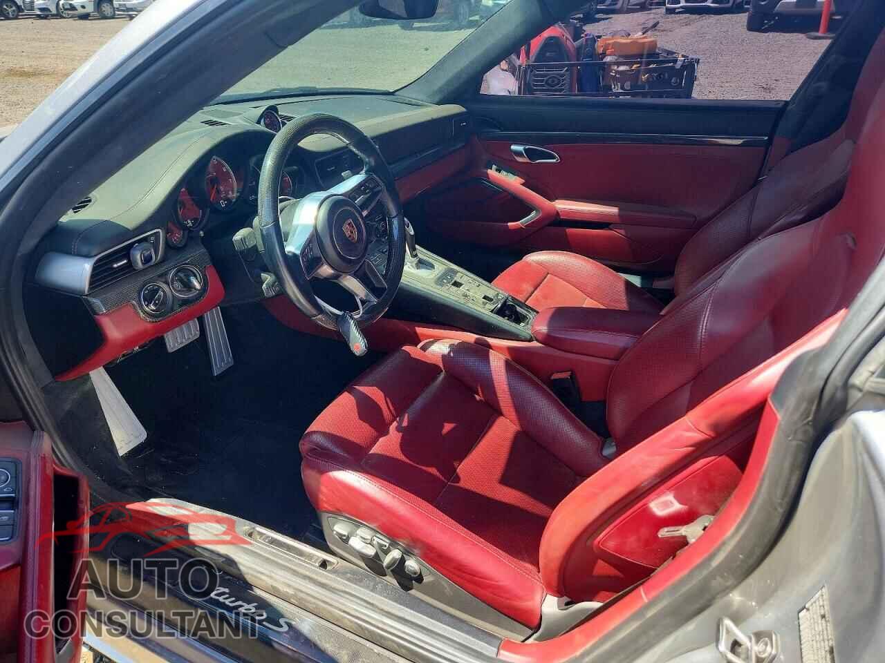 PORSCHE 911 2017 - WP0AD2A99HS166860